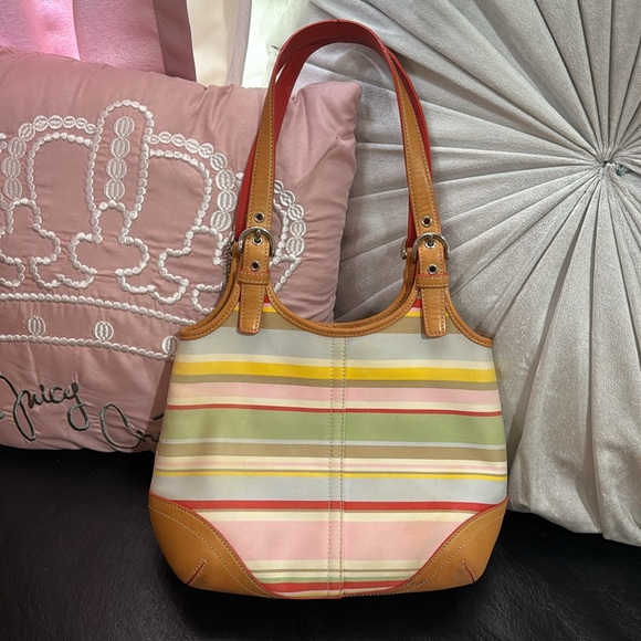 Vintage Coach bag 💖 - Picture 3 of 12